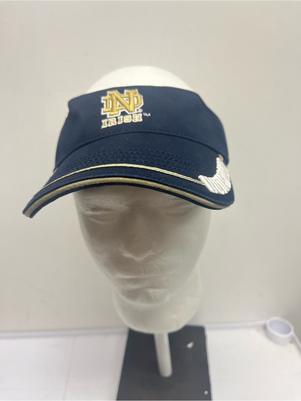 Notre Dame Fighting Irish Unisex Visor OSFA Colosseum Sports Adjustable Navy Gld
